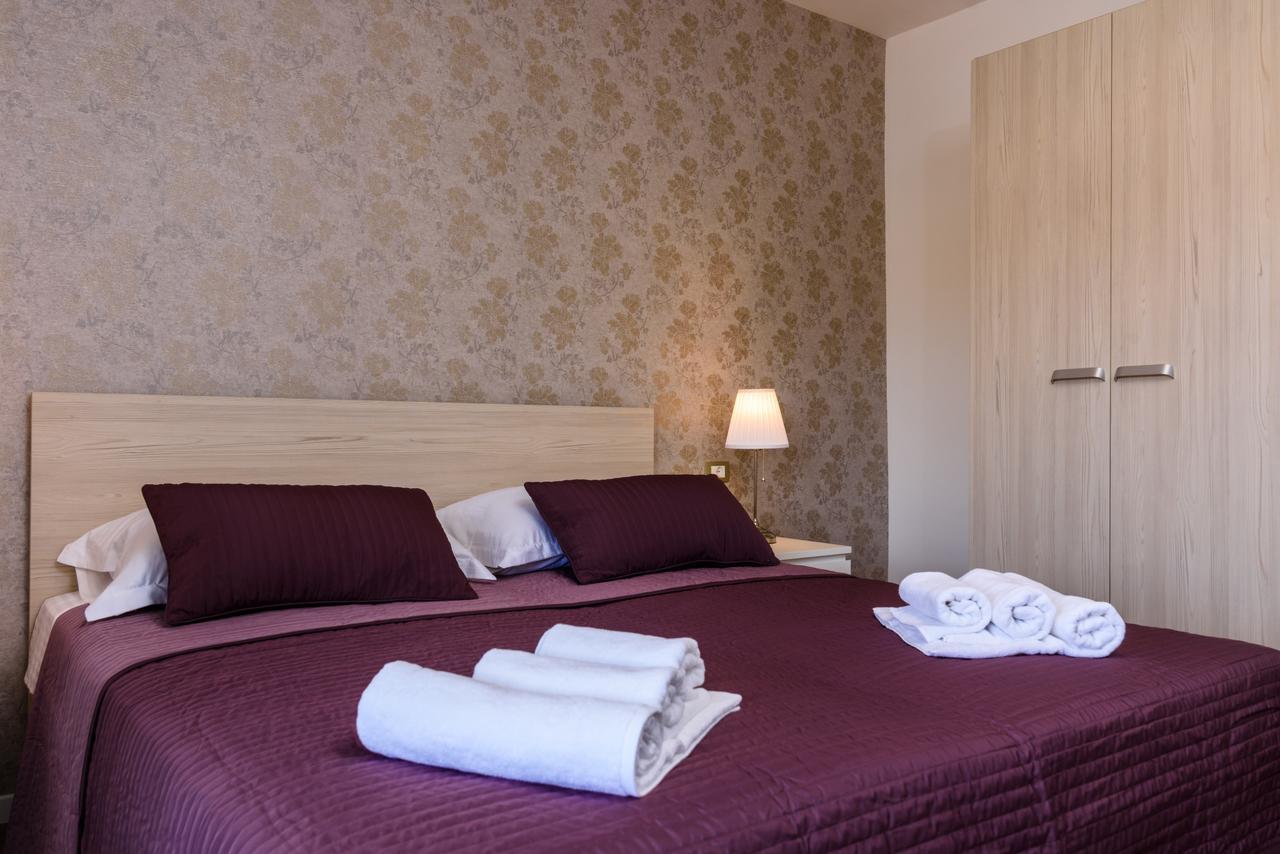 Apartmani Marko I Ana Marina Exteriér fotografie