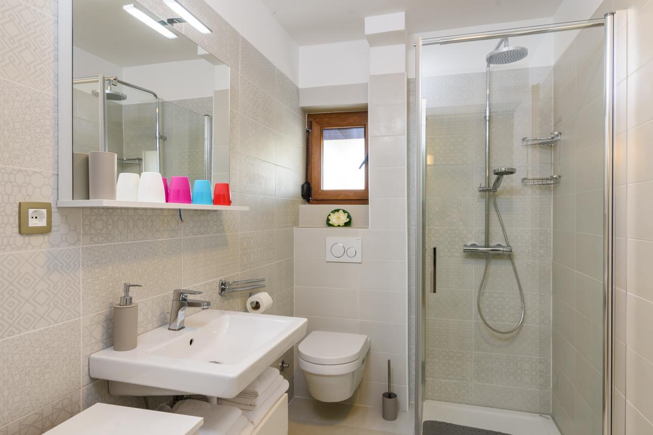 Apartmani Marko I Ana Marina Exteriér fotografie
