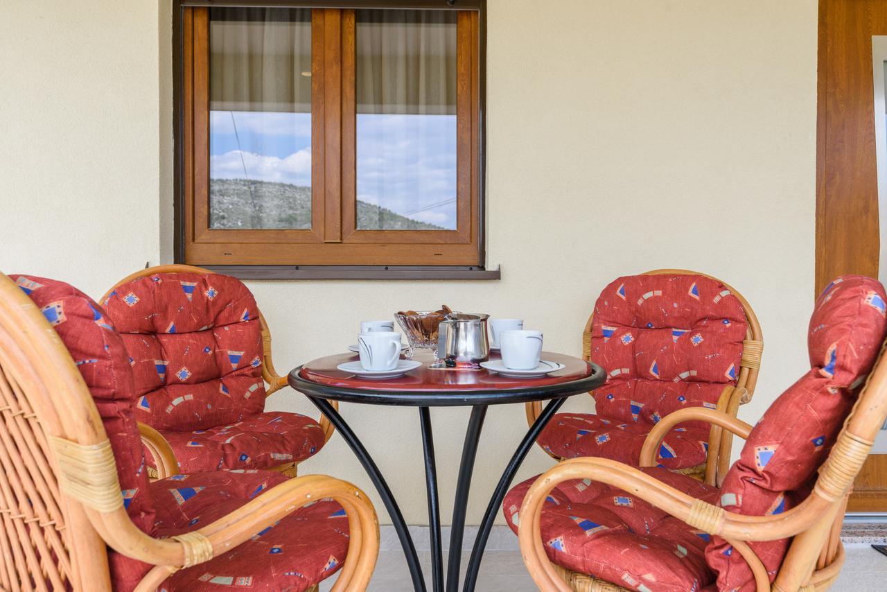 Apartmani Marko I Ana Marina Exteriér fotografie
