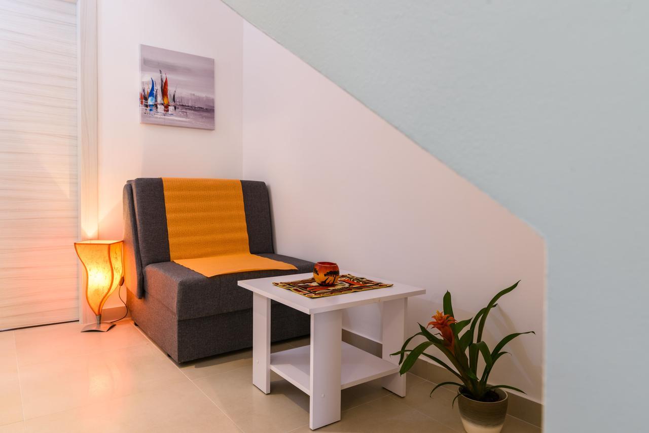 Apartmani Marko I Ana Marina Exteriér fotografie