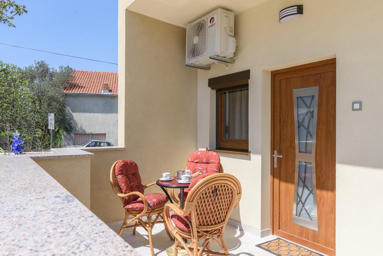 Apartmani Marko I Ana Marina Exteriér fotografie