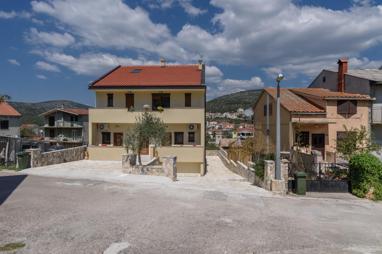 Apartmani Marko I Ana Marina Exteriér fotografie